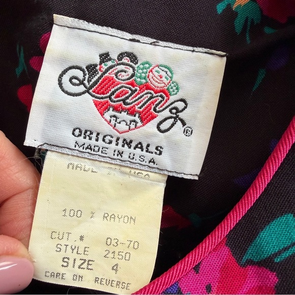 Vintage 80s Floral Print Dress by Lanz - Picture 6 of 7